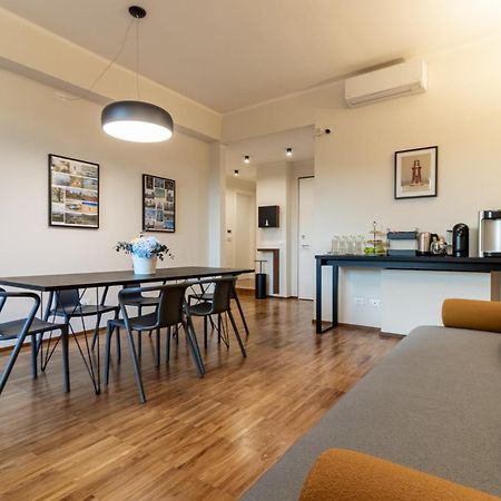 לה ספציה Il Faro Luxury Rooms & Lounge מראה חיצוני תמונה