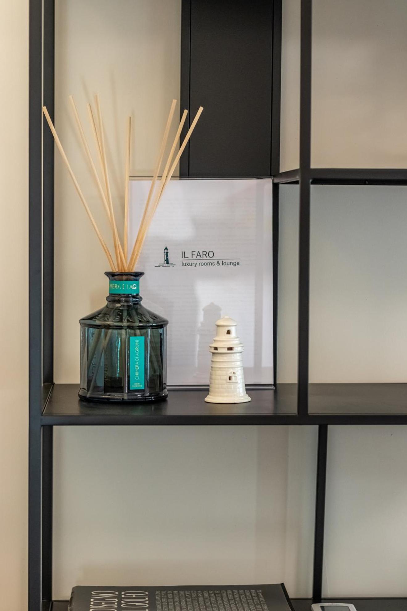 לה ספציה Il Faro Luxury Rooms & Lounge מראה חיצוני תמונה