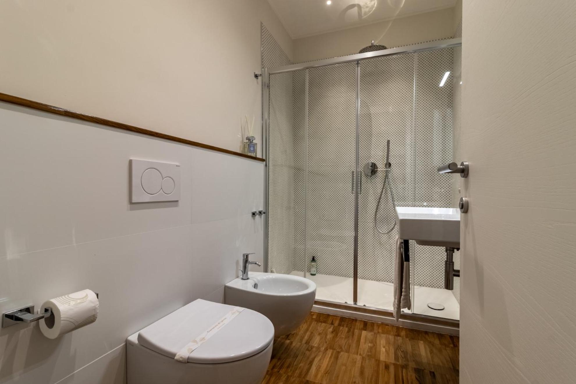לה ספציה Il Faro Luxury Rooms & Lounge מראה חיצוני תמונה